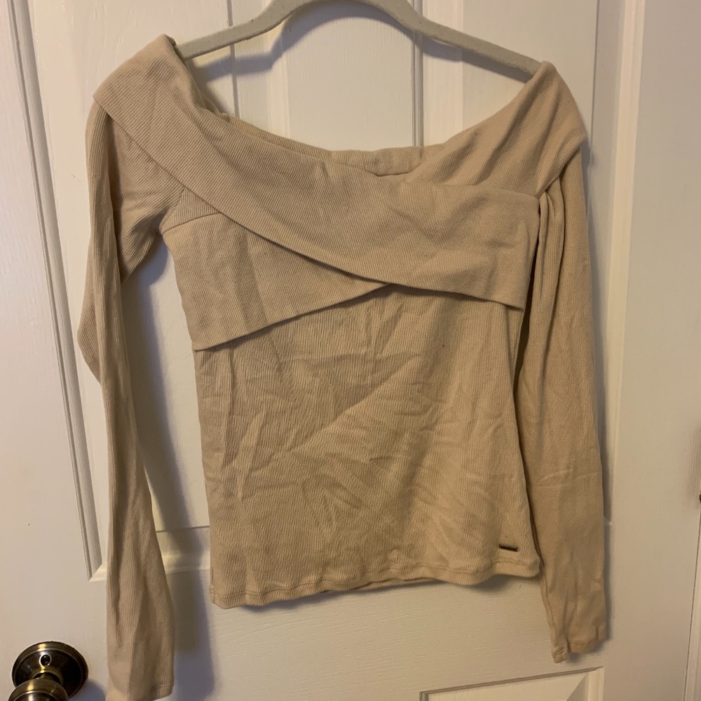 Cold Shoulder Hollister Top